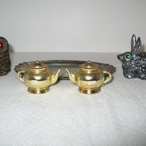 Vintage Assortment ~ Salt & Pepper Shaker, Rabbit, & OLD Tray ALL NICE!!!